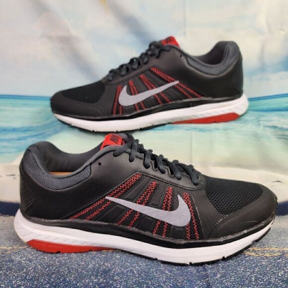 Nike Dart XII Men's 9 - Picture 1 of 8